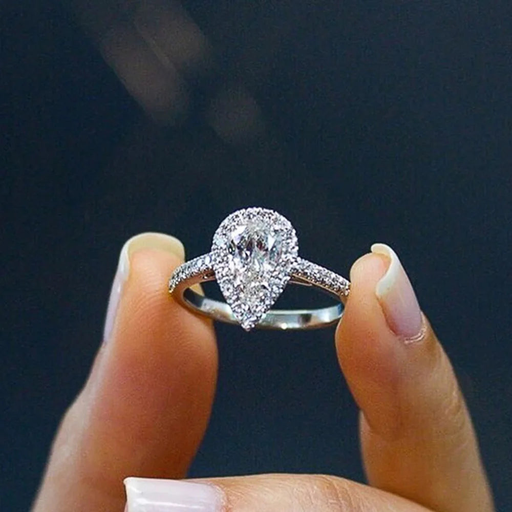 luckacco daily picks hot sale water drop design women ring micro paved crystal zircon elegant bridal wedding engagement jewelry ring for lover