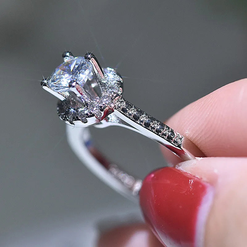 luckacco new 925 sterling silver ring simulation diamond cz ring, suitable for female charm jewelry engagement gifts