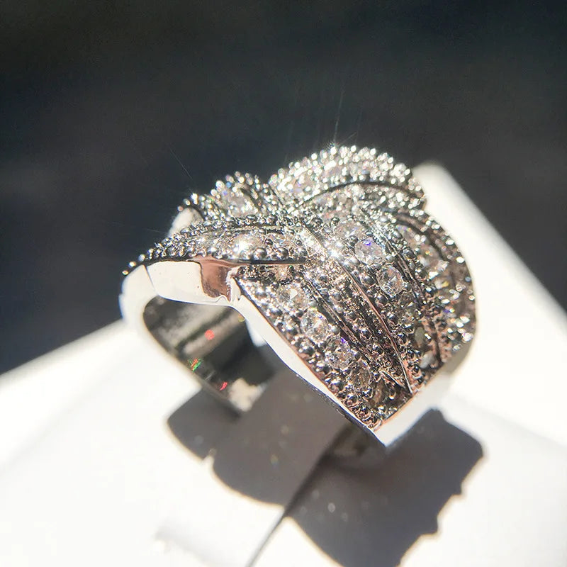 luckacco new fashion multi-layered cross finger ring with dazzling zircon daily wear statement rings for women party jewelry gifts