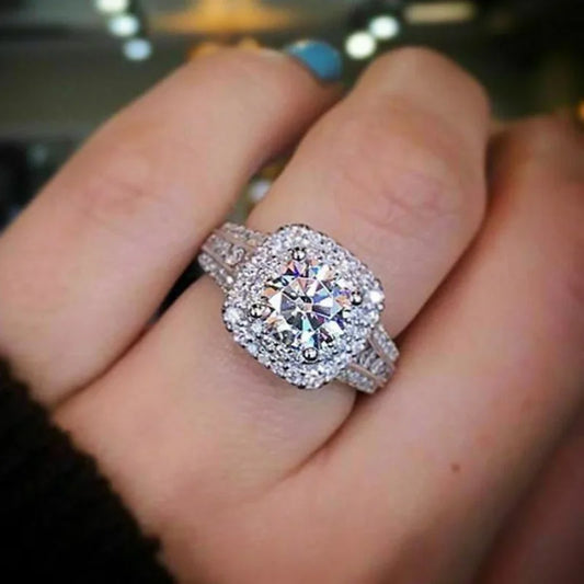 Luckacco Dazzling Silver Color Inlaid with Round White Zircon Rings Luxury Fashion Party Engagement Wedding Rings for Women Jewelry