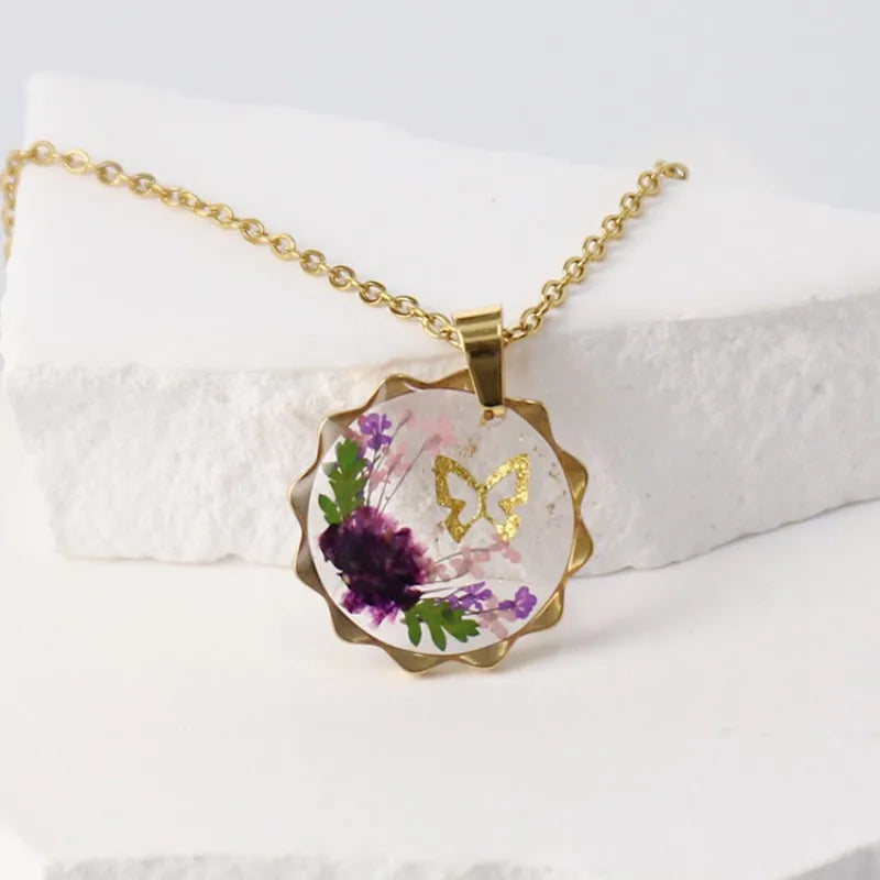 luckacco elegant dried flower charm necklace handmaking epoxy resin flowers necklace unique plant design series chain necklace