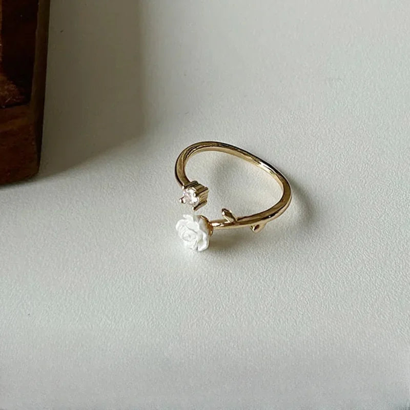 luckacco new trend luxury rings for women gold plated stainless steel rose ring fashion aesthetic jewelry temperament anillos mujer