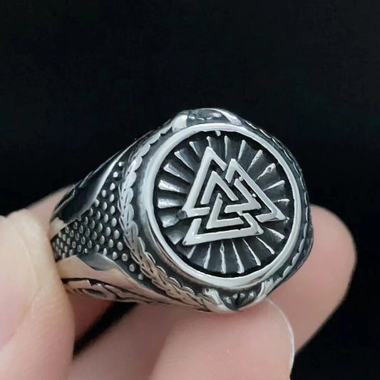 Luckacco Vintage Nordic Viking Ring Stainless Steel Men Ethnic Belief Odin Compass Valknut Tree of Life Ring Amulet Jewelry