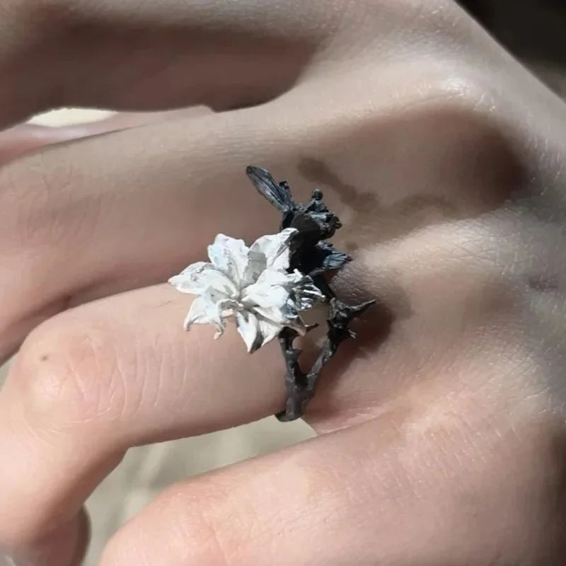 luckacco mandala flower exquisite black and white ring for women personality metal punk party finger ring fashion jewelry accessories