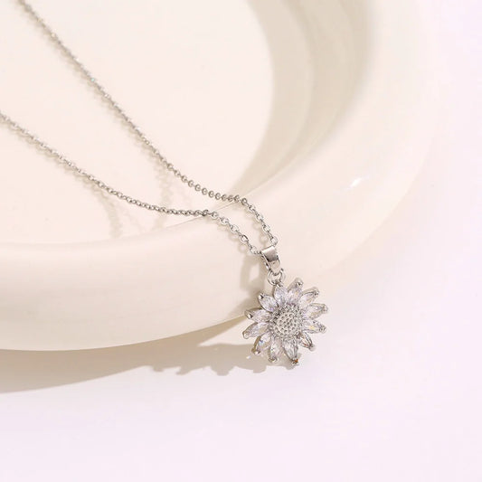 Luckacco Classic Sunflower Cubic Zirconia Pendant Necklaces For Women Gold Color Alloy Rotate Necklace Daily Jewelry Silver color A
