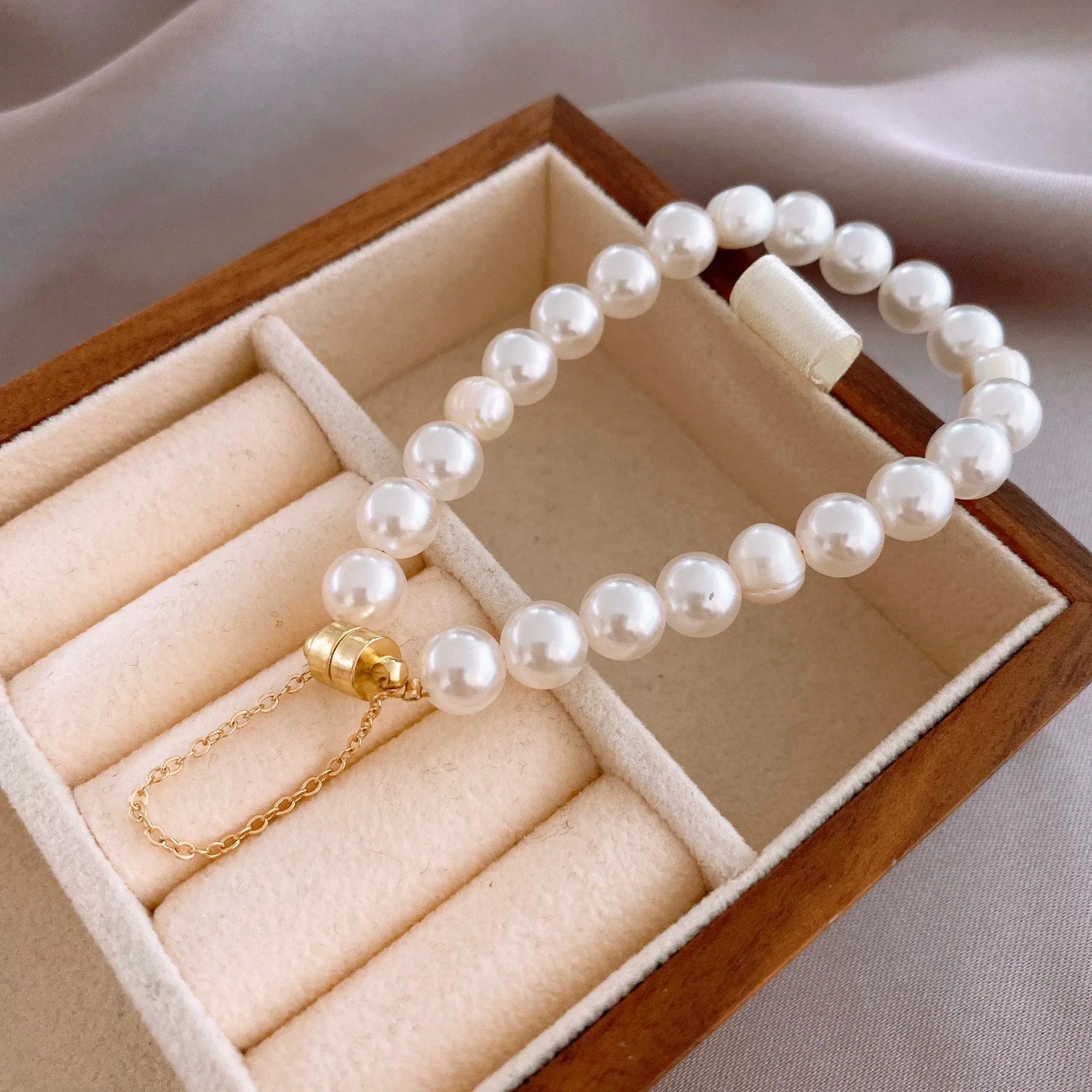 luckacco elegant freshwater pearl bracelet for women's magnetic buttons creative design bracelets wedding daity hand jewelry accessories