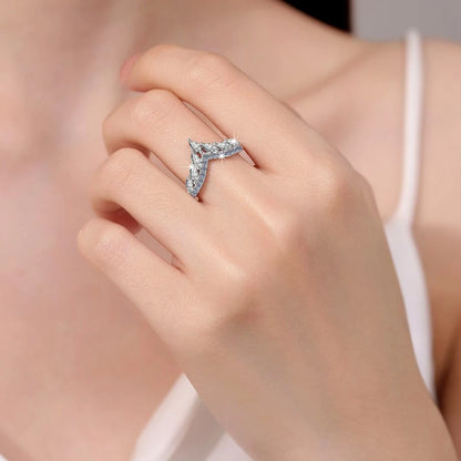 Luckacco FIRERING 100% Full Olive Moissanite Crown Ring GRA Certificate Passed Diamond Test Women Jewelry Gift S925 Silver