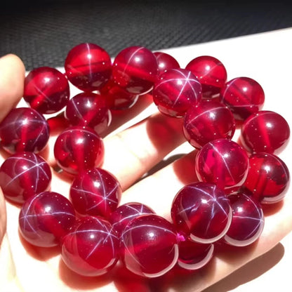 Luckacco Under strong light, hexagonal starlight red, starlight green, blue, pink and purple beads appear on the sapphire bracelet