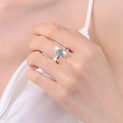 Luckacco S925 sterling silver oval Moissanite ring, women's four-prong simple egg-shaped ring