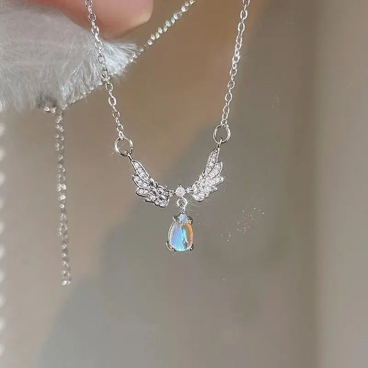 Luckacco Light Luxury Angel Wings Pendant Necklace Ladies Fashion Exquisite Moonstone Collarbone Necklace Delicate Wedding Jewelry wing