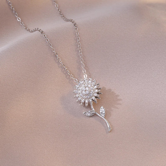 Luckacco Classic Sunflower Cubic Zirconia Pendant Necklaces For Women Gold Color Alloy Rotate Necklace Daily Jewelry Silver color B