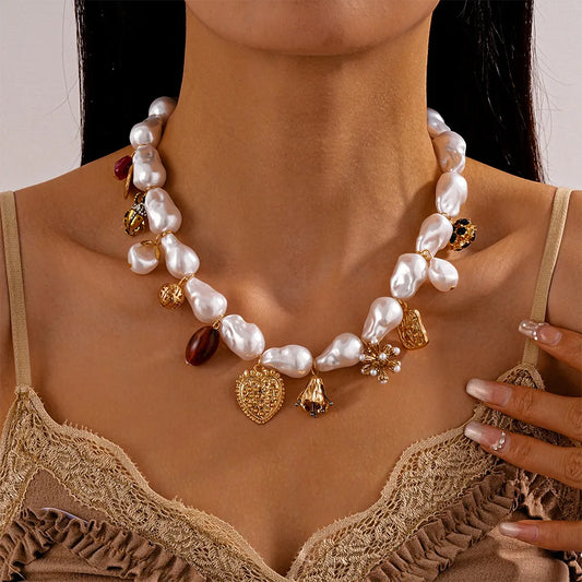Luckacco ZAA Baroque Pearl Chain Necklace Shell Conch Heart Pendant Necklace for Women Bohemian Beach Vacation Neck Accessories