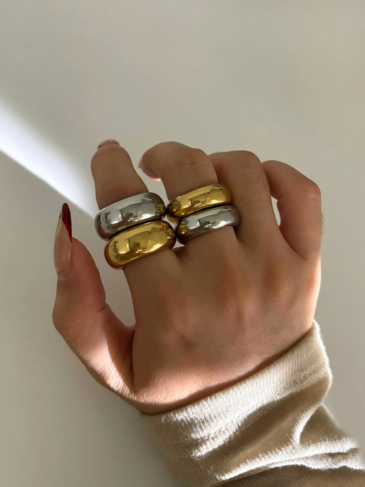 luckacco peri'sbox 8mm 10mm high polish 18k gold plated round chunky rings for women men smooth stainless steel minimalist party jewelry
